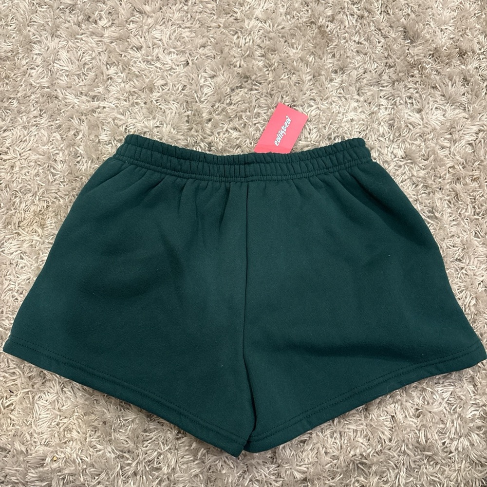 NWT Edikted So Sporty Sweat Shorts - Picture 3 of 4